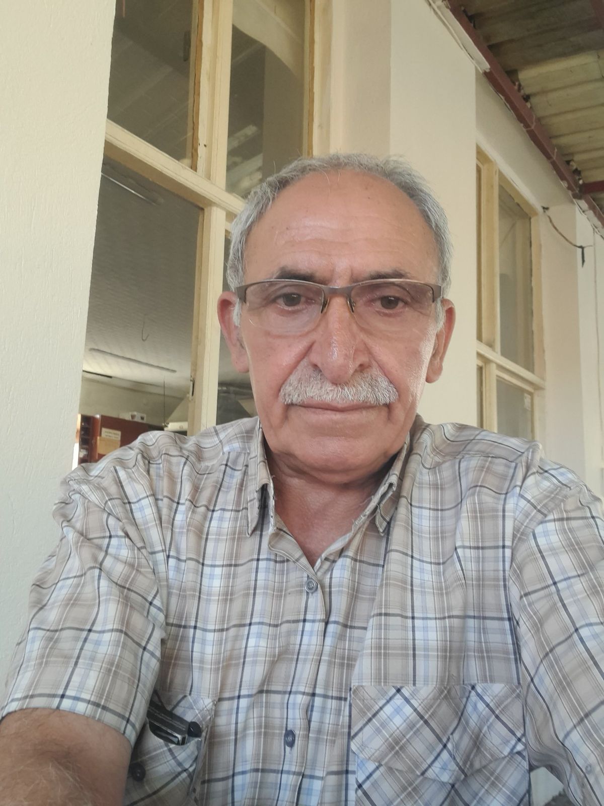<em>Francisco J.</em>
